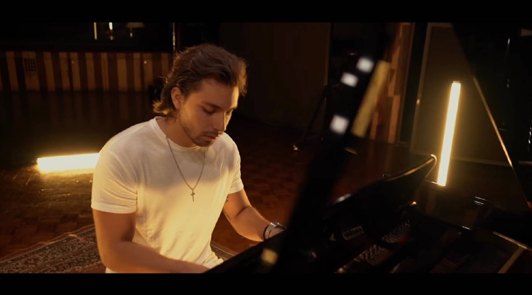 Manlo Milkshake Video Still 9” title=